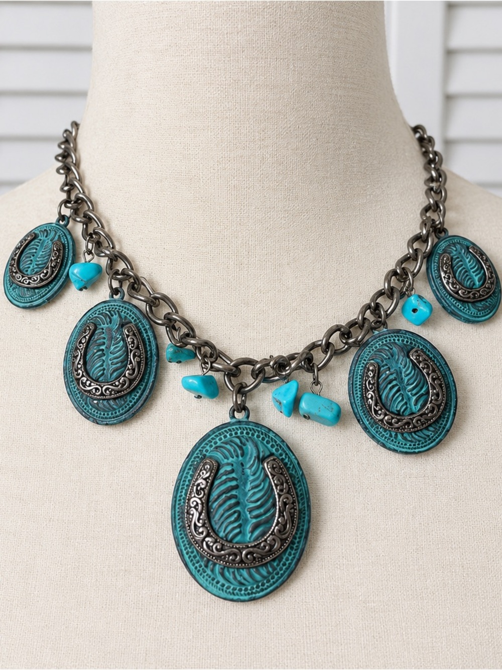 Western Fashion Statement Necklace